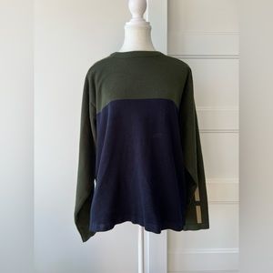 Navy blue and green sweater fits M/L women